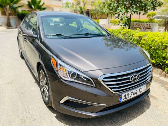 Hyundai Sonata full option image 2