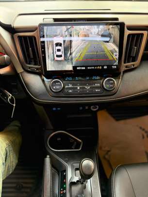 TOYOTA RAV4 2019 image 6