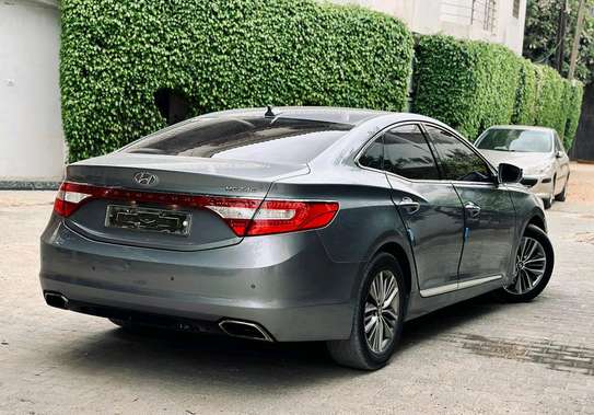 2016 Hyundai Grandeur HG240 image 8