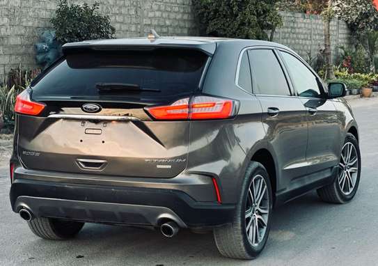 Ford Edge Titanium 2019 image 4