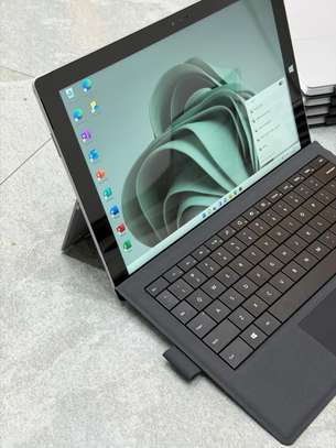 Microsoft Surface Pro 3 Core i5 – Tablette PC avec clavier image 1