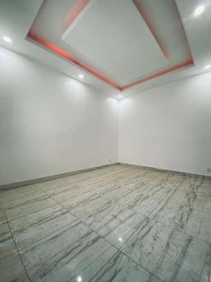 Bel appartement aux Almadies (zone de recasement) image 3