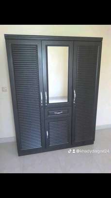 Armoire image 14