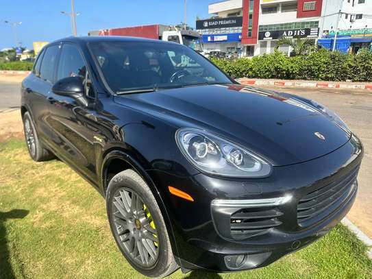 Porsche Cayenne S E-Hybrid Platinum Edition 2017 image 1