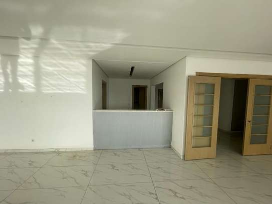 Appartement F5 POINT E image 12