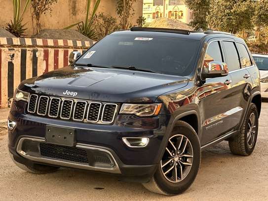 Jeep Grand Cherokee image 2