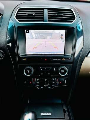 Location Ford Explorer image 12