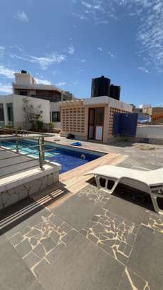 Appartements F3 Meublé à Louer longue durée Ngor virage image 12