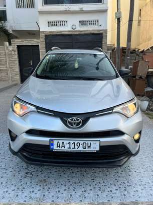 TOYOTA RAV4 2018 image 4