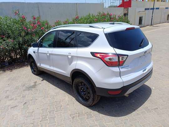 ford escape image 10