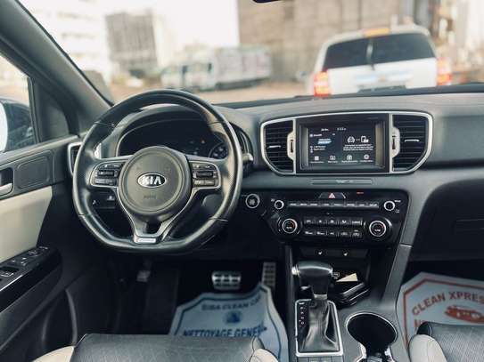 KIA SPORTAGE 2019 image 9