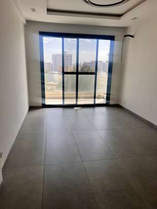 Très joli studio F2 à la cité africa image 12