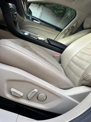FORD FUSION SE 2017 image 12