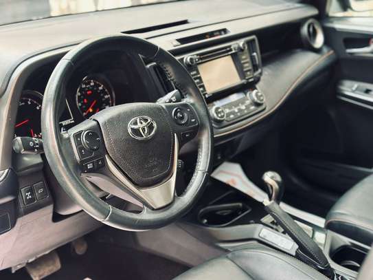 Toyota Rav 4 2018 image 7