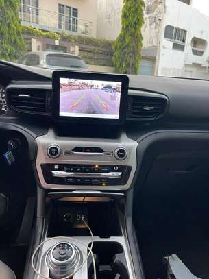 Ford explorer image 5