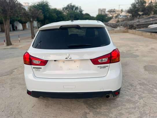 MITSUBISHI OUTLANDER 2015 image 10
