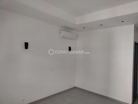 Magnifique duplex à louer aux Almadies image 5