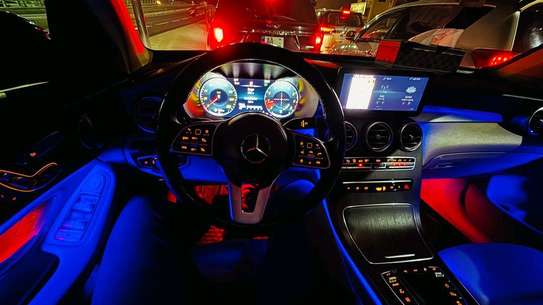 2020 Mercedes-Benz GLC300 4Matic image 7