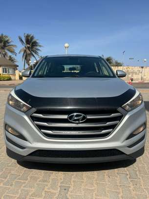 Hyundai tucson image 6