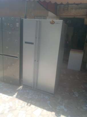 REFRIGERATEUR SAMSUNG SIDE BY SIDE VENANT image 2