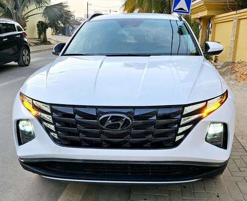 2024 Hyundai Tucson Sel image 1