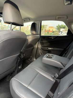 Lexus NX 300h hybride 2022 gris métallisé image 3