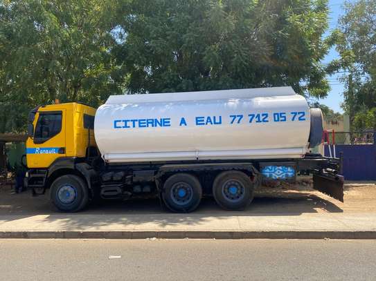 camion citerne a eau image 1