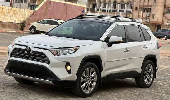 Toyota RAV4 Limited Annee 2019 image 10