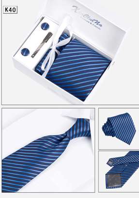 Coffret ensemble cravatte, boutton manchette et mouchoir image 6