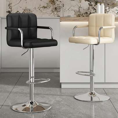 Chaise de barre haute pivotante moderne en cuir image 2