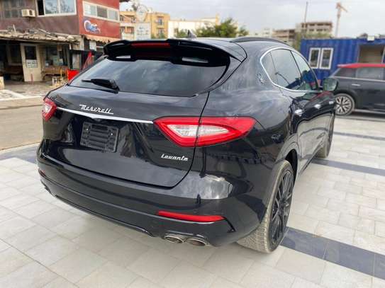Maserati Levante Full 2018 image 11