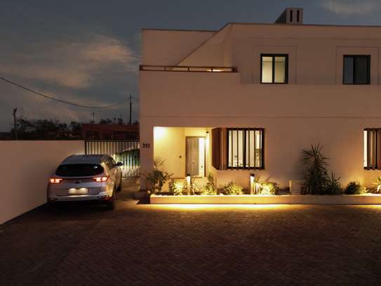 villa F5 à louer à la sortie 10 – Luxe, confort et espace image 12