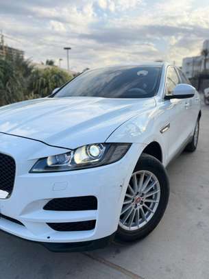 Jaguar F-Pace 2018 image 3