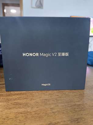Honor Magic V2 image 1