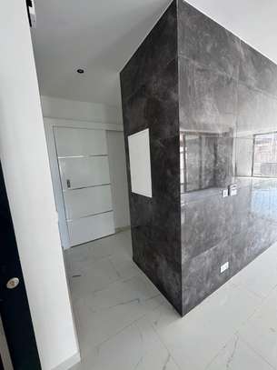 très belle ,appartement f4 à louer almadie image 6