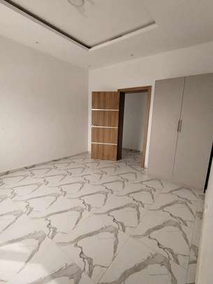 Appartement f4 à louer aux almadie image 4