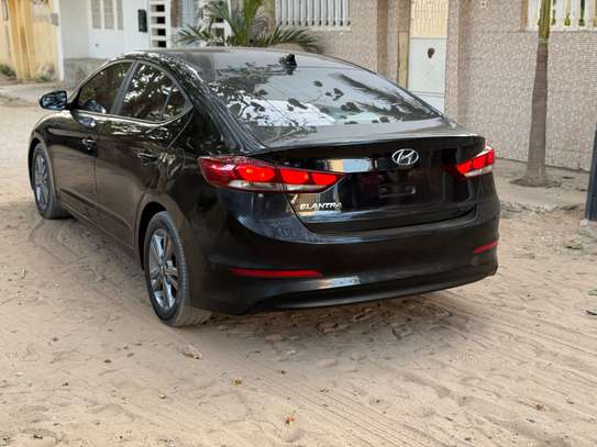 Hyundai Elantra 2017 image 7