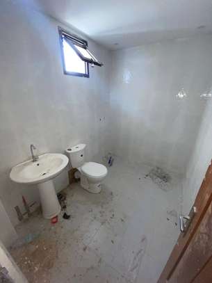 Appartement F4 à louer aux Maristes image 10