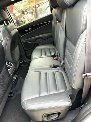 KIA SORENTO SX image 8
