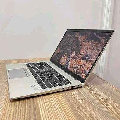Hp elitebook 840 g8 image 3