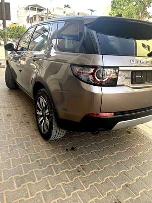 Land Rover Discovery Sport HSE2019 image 10