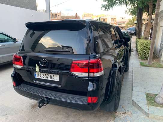 Toyota land cruiser v8 gasoil image 1