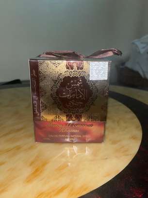 Parfum oud image 2