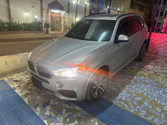 BMW X5 anne 2016 image 2