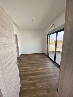 Belle villa à vendre à La Somone - Quartier Les Aigrettes image 6