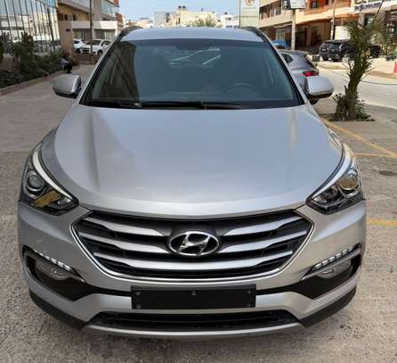 Hyundai santafe 2016 image 1