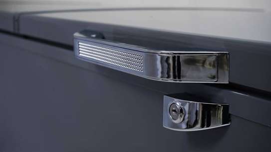 CONGELATEUR 700LITRES ASTECH HORIZONTAL GRIS CH700GM image 2
