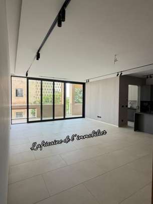 Appartement f3 à louer aux almadie image 3