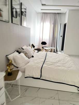 Appaartements meublé 4 chambres à mermoz double salon wifi image 3
