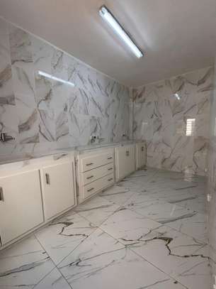 APPARTEMENT image 4